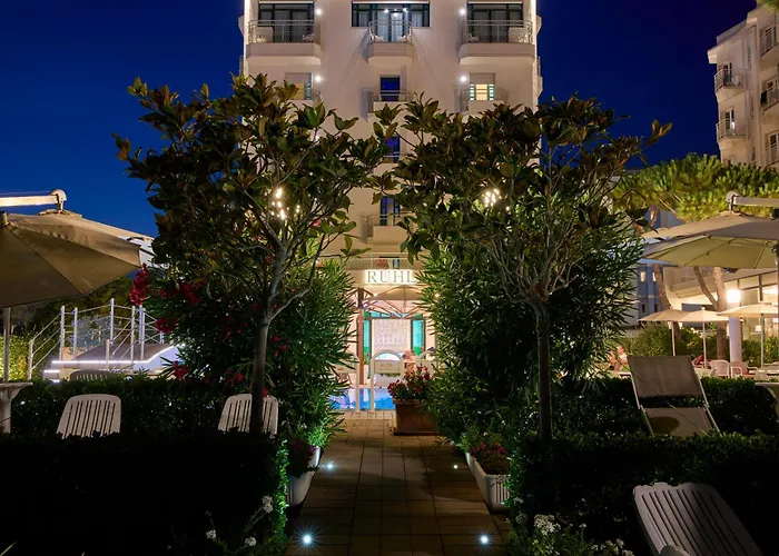 Ruhl Beach Hotel&Suites