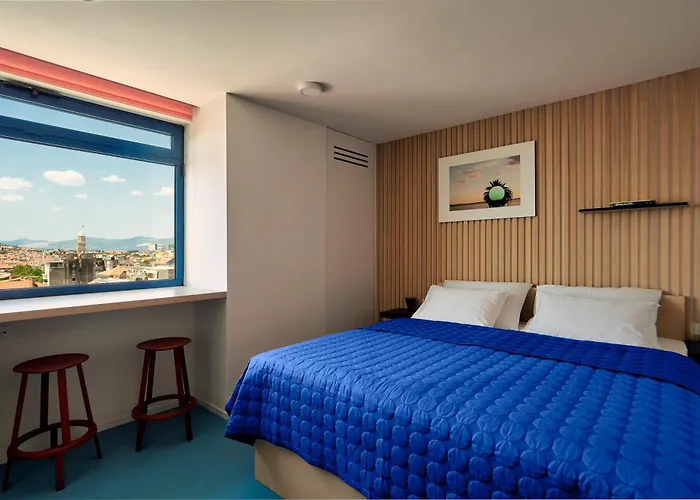 Urlaubsunterkunft Horizon Luxury Suites & Design Rooms