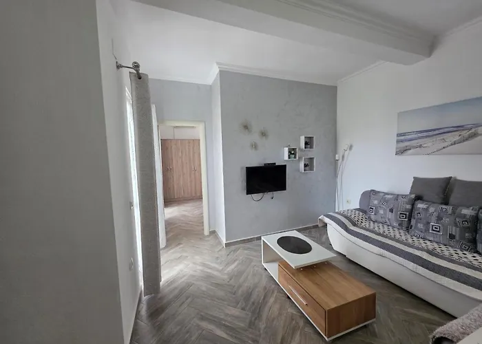 Apartments Cota Guesthouse