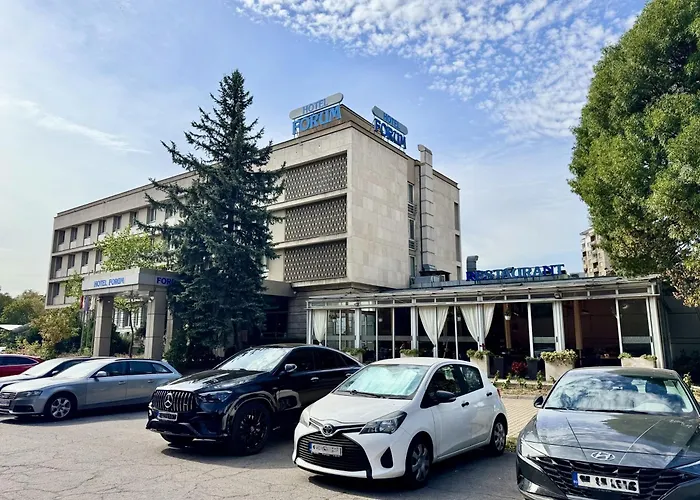  Forum - Free Parking For Cars