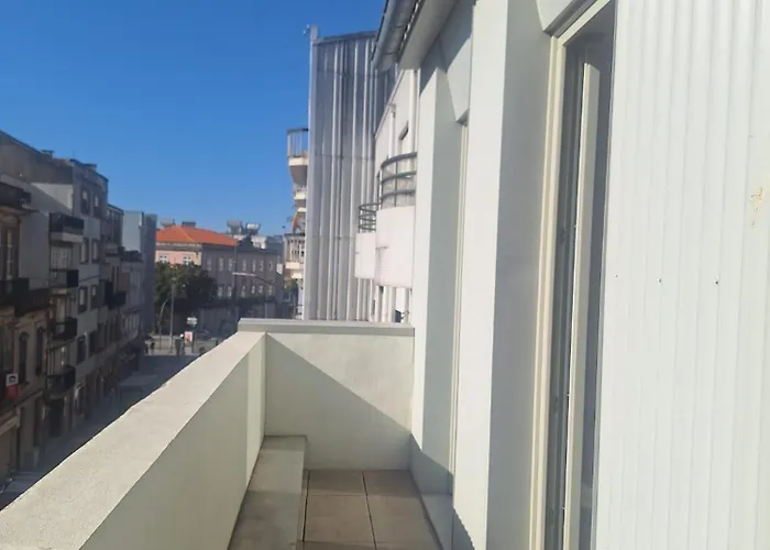 Easy Host Porto