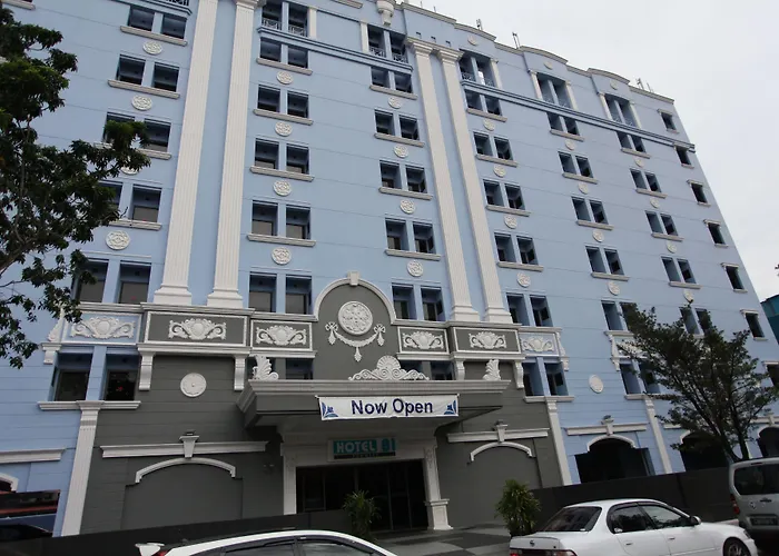 Resort: Hotel 81 Premier Star