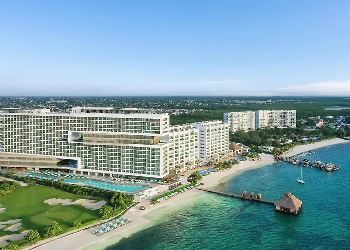 Dreams Vista Cancun Golf & Spa