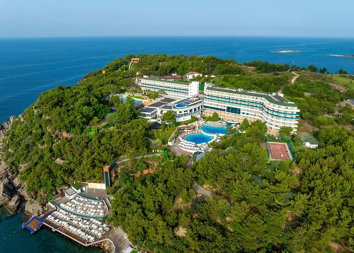 5-Sterne-Hotel: A Good Life Utopia Family Resort
