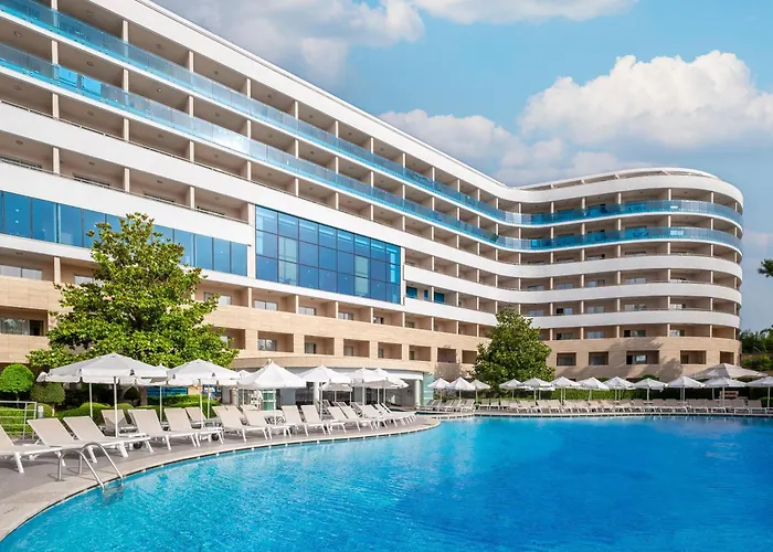 5-Sterne-Hotel: A Good Life Utopia Family Resort