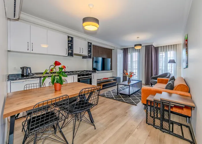 Etiz s & Residences