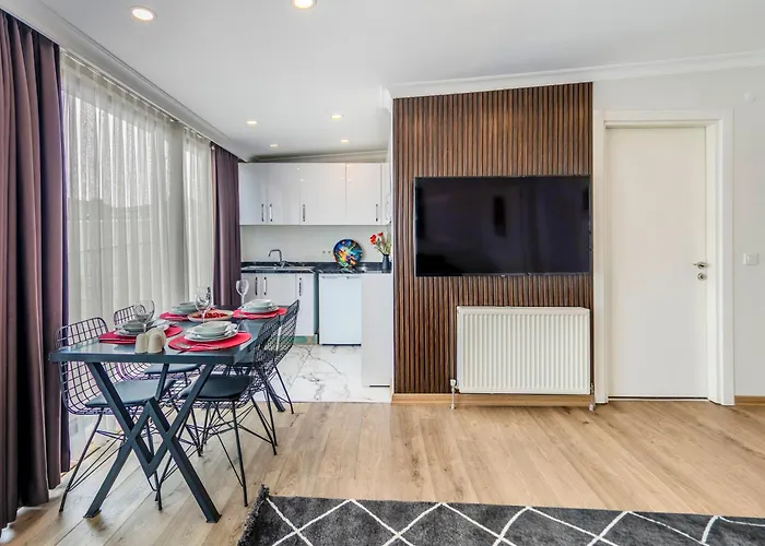 Etiz s & Residences