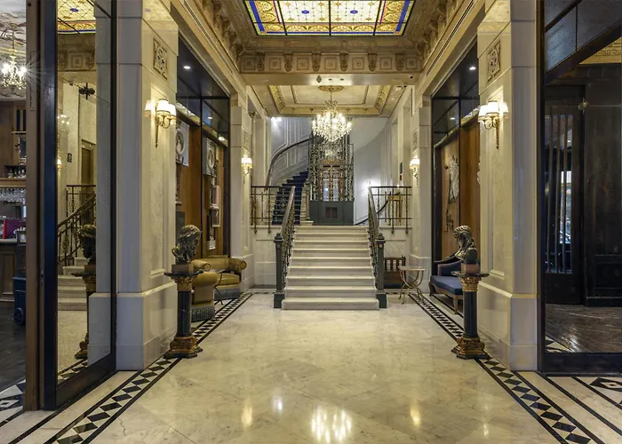Palazzo Donizetti Istanbul, Tapestry Collection By Hilton