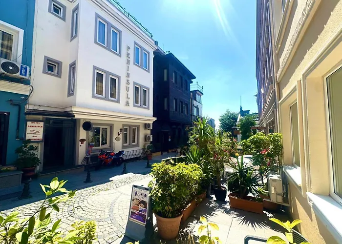 Peninsula Romantik Hotel