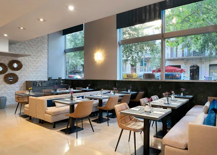 Familienhotels Leonardo Barcelona Gran Via