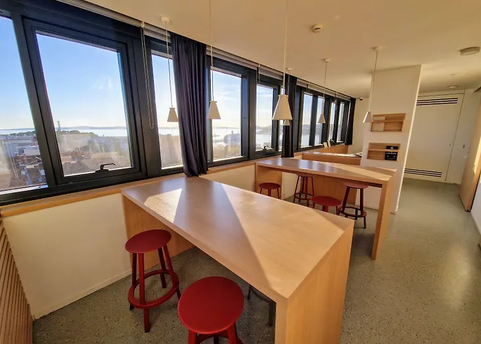 Urlaubsunterkunft Horizon Luxury Suites & Design Rooms