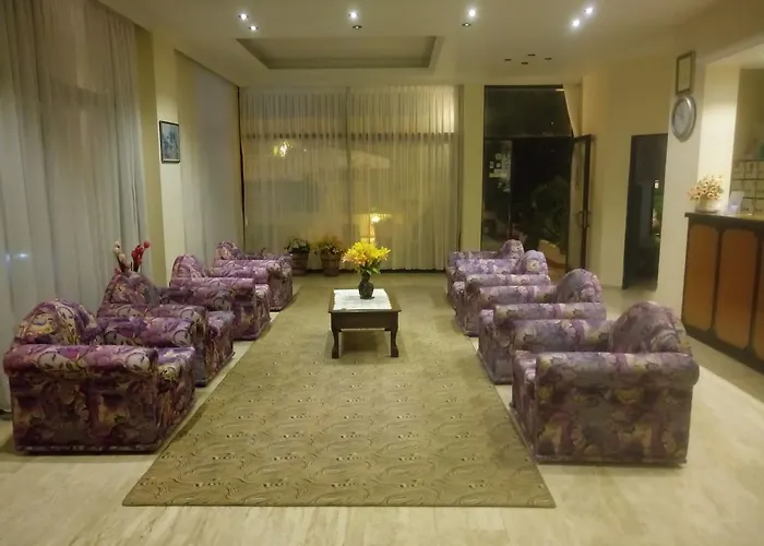 Kanarya Otel